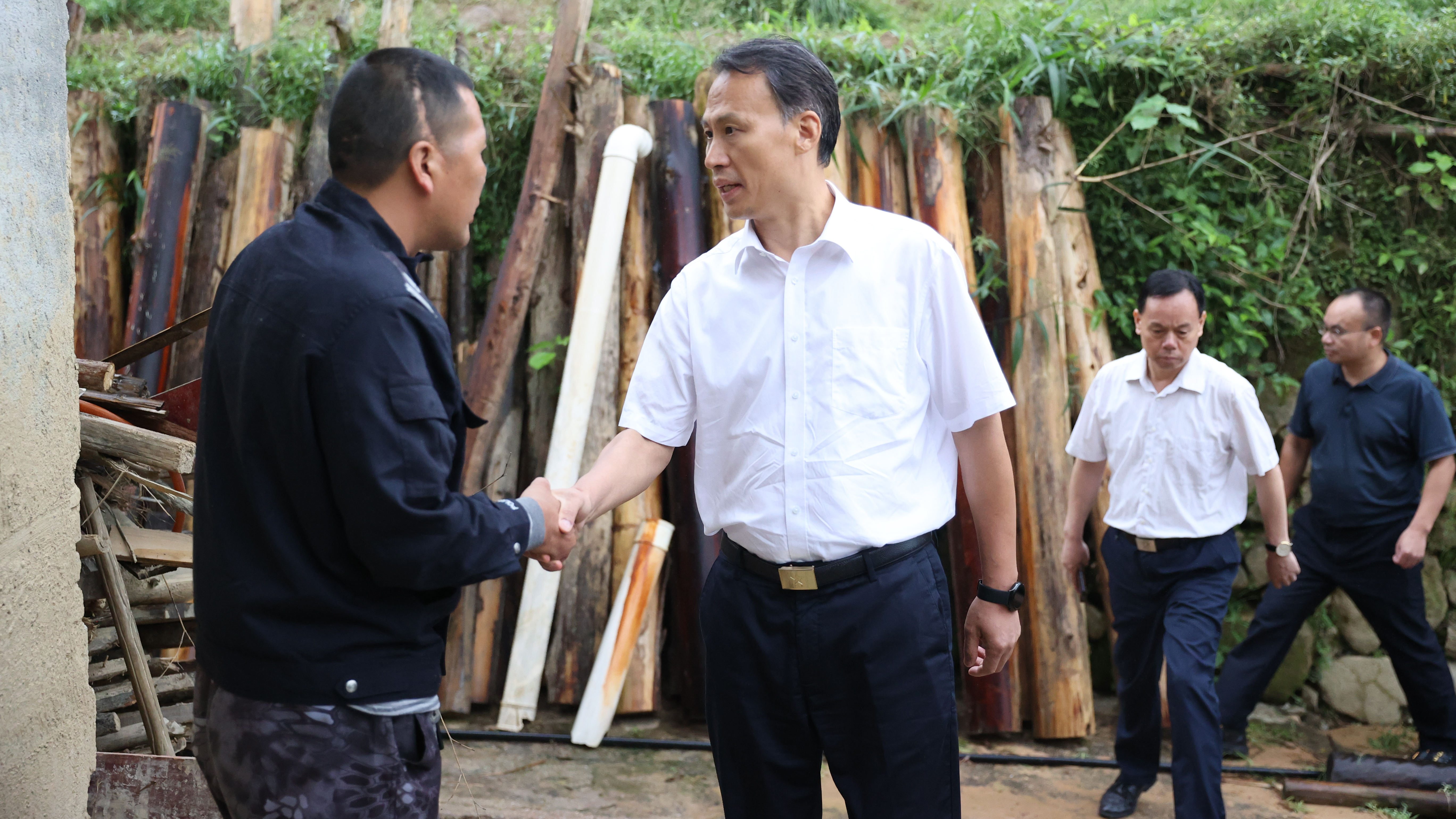 尹華凱赴郴州資興調(diào)研殘疾人災(zāi)后重建和殘疾人友好型省份建設(shè)工作